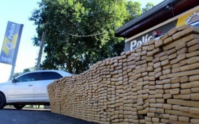 Motorista é preso em Castilho (SP) com 880,51 quilos de maconha