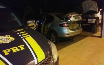 PRF apreende 844,5 kg de maconha e skunk em Água Clara