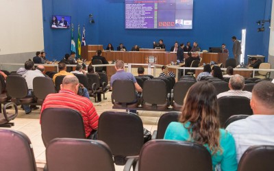 Vereadores aprovam relatórios de comissões de inquérito