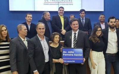 Câmara homenageia Júlio da Frigotel com nome em avenida