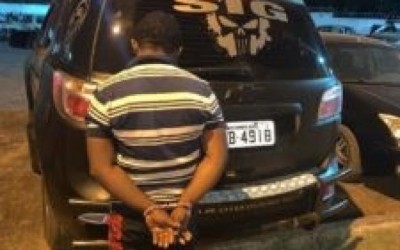 Homem é preso por ameaçar divulgar fotos íntimas de mulher