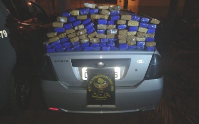 DOF apreende veículo carregado com 76 quilos de maconha