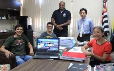 Irmãos andradinenses apresentam jogo na Game XP 2019