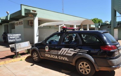 Atropelamento de cão termina em confusão entre vizinhas