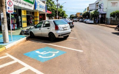 Idosos e Pessoas com Deficiência devem procurar o setor de trânsito para a renovação ou cadastro da carteirinha