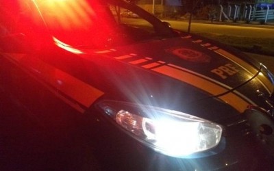 Homem dá carona a conhecidos e acaba preso por associação ao tráfico de drogas