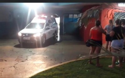 Cobrança de dívida termina em criança esfaqueada