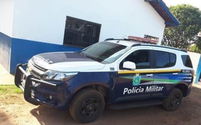 Filha tranca o pai dentro de casa para escapar de abuso