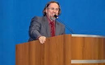 Projeto de Lei do vereador Flodoaldo que cria um 