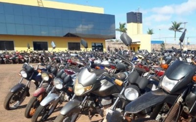 Detran-MS faz leilão online de 80 veículos apreendidos