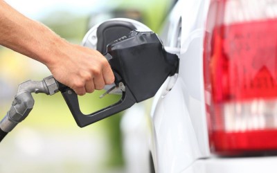Procon faz pesquisa e aponta diferença de até R$ 0,60 no preço da gasolina 