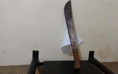 Facão é usado em briga de vizinhos que bebiam na madrugada 