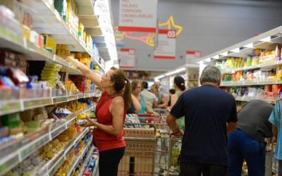 Comércio fecha e mercados abrem no Dia do Trabalho em Três Lagoas