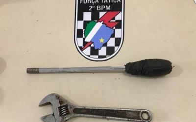 Populares amarram autor de furto no bairro JK, em Três Lagoas