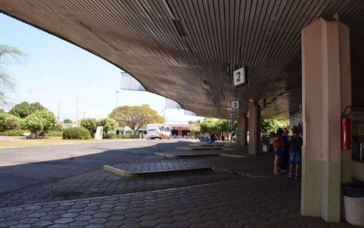 Jovem baleado no rosto disse que está devendo para traficante 