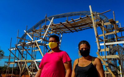 Portal do Distrito de Arapuá começa a ganhar forma