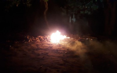 Dono de rancho na região do balneário é multado após colocar fogo em resíduos 