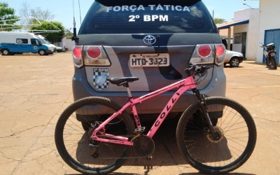 Menor apreendido pela PM disse que pegou bicicleta com queixa de furto emprestada da tia 