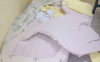 Agentes penitenciários localizam mais de 2 quilos de cocaína em colchão; jovem de 19 anos acaba presa 