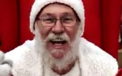 Papai Noel perde celular no Shopping Três Lagoas