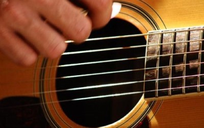 Aulas de música são oferecidas a população gratuitamente em Três Lagoas