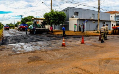 Prefeitura realiza recapeamento de quase 2 km em ruas do no Bairro Nova Americana