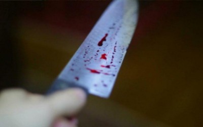 Mulher dá três facadas no marido e se entrega à polícia