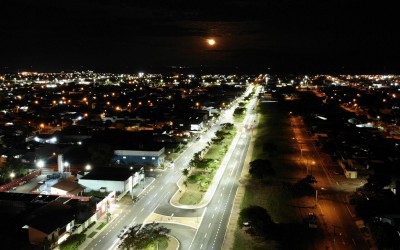 Avenida Rosário Congro passa a contar com iluminação em LED