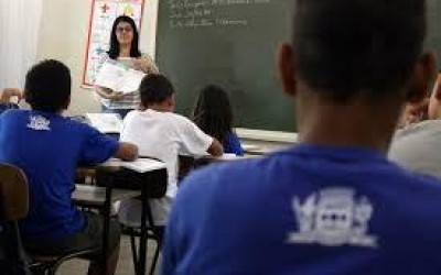 Pais precisam efetivar matrícula na Rede Municipal para garantir vaga do filho em 2023