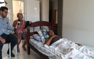 Campanha em emissora de rádio tenta ajudar homem que luta contra o câncer