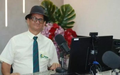 Após 9 anos Braga Jr. retorna aos estúdios da Rádio Caçula Fm