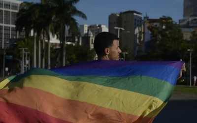 Casamentos homoafetivos no Brasil aumentam 149% em nove anos