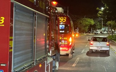 Corpo de Bombeiros atende ocorrência de acidente entre moto e bicicleta elétrica 