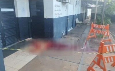 Homem mata mulher em frente à delegacia, em Ilha Solteira
