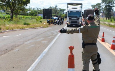 Diretoria de Trânsito realiza campanha de conscientização para o Carnaval