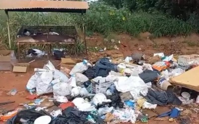 Dê sua opinião: a porquice do povo é culpa do prefeito?