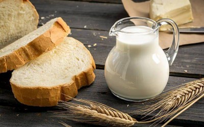 Pesquisa aponta que diferença para leites de caixinha e leite de saquinho são de R$ 4,79 a R$ 10,25