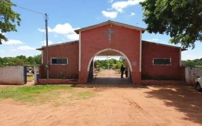 Corpos de bebê e de garota são furtados de cemitério 