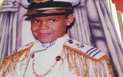 Jovem adotado em Três Lagoas procura a família biológica