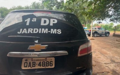 Homem é morto com pauladas na cabeça após bebedeira em Jardim