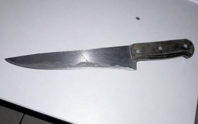 Homem conhecido como “Das Trevas” vai duas vezes em hotel para cobrar uma suposta dívida de hóspede 