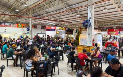 “Podemos experimentar vários pratos por um preço justo”, comentam amigas que participaram do Festival de Comida de Feira