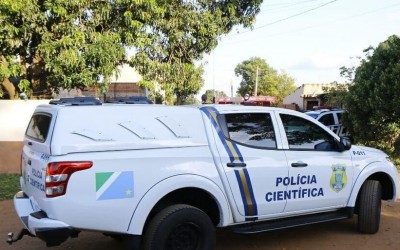 Mulher é encontrada morta dentro de casa em Dourados
