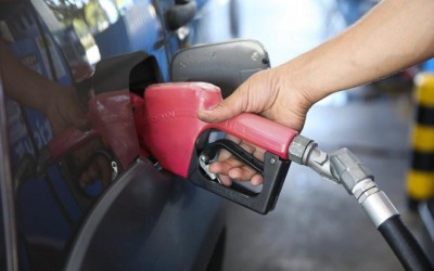 Pesquisa de combustível apesenta variação entre R$ 6,18 e R$ 6,59 no preço do litro da gasolina em Três Lagoas 