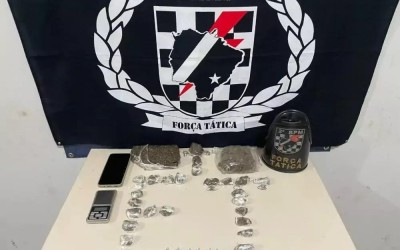 Força Tática prende jovem com drogas e celular furtado na Vila Piloto