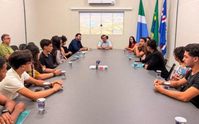 Em visita institucional, integrantes do Programa 