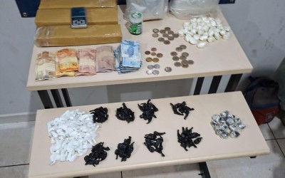 Bar Netuno é alvo de ação policial em Três Lagoas; duas mulheres são presas e mais de 7 kg de maconha são encontrados