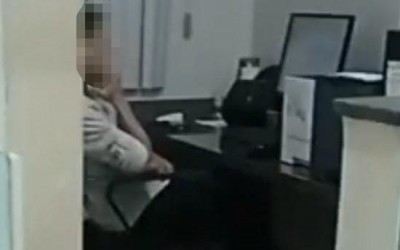 VEJA O VÍDEO: Enquanto pacientes amargam horas de espera na UPA, funcionário é flagrado assistindo NARUTO e cena gera revolta em Três Lagoas 