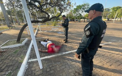 VEJA O VÍDEO: Heróis na hora certa: Testemunhas pedem socorro e ação rápida da PM salva vida de homem em praça de Três Lagoas