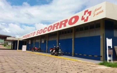 Idoso bate moto em BMW e fica ferido em Paranaíba-MS  
